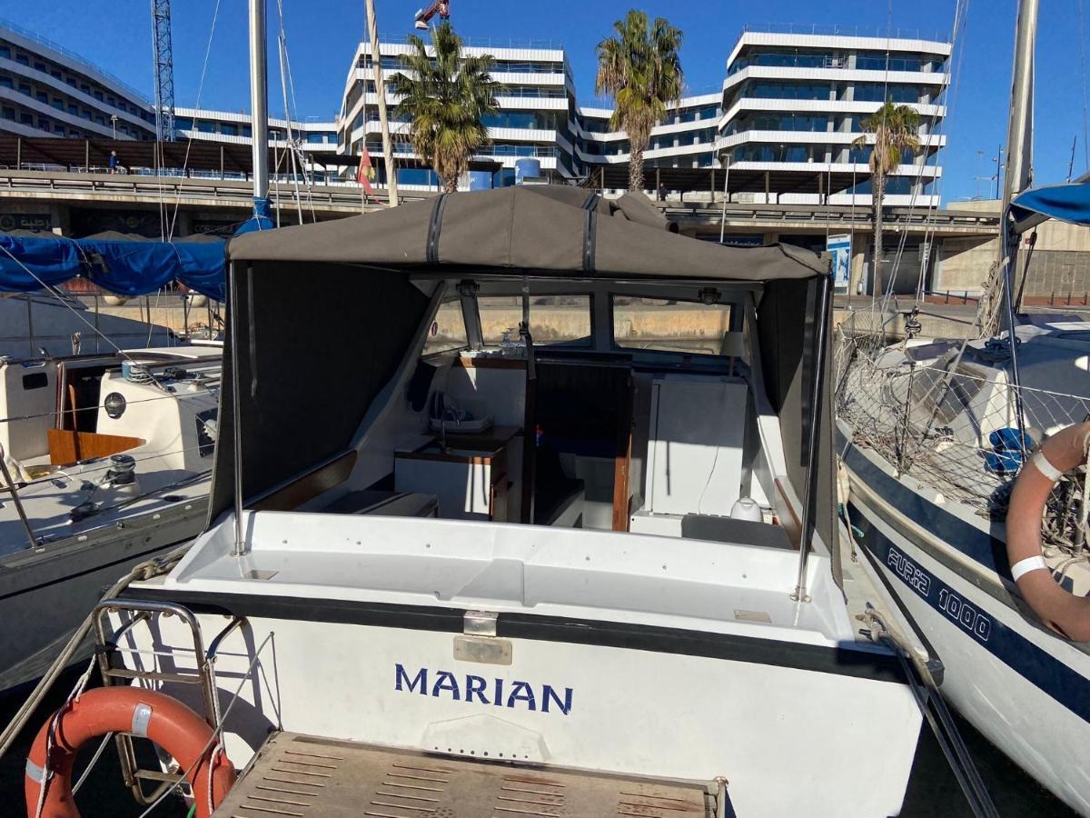 Nice Boat To Sleep In Barcelona Sant Adria de Besos Εξωτερικό φωτογραφία